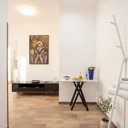 Apartment Covi Del Viaggiatore 2 - Modern Comfort, Timeless Charm