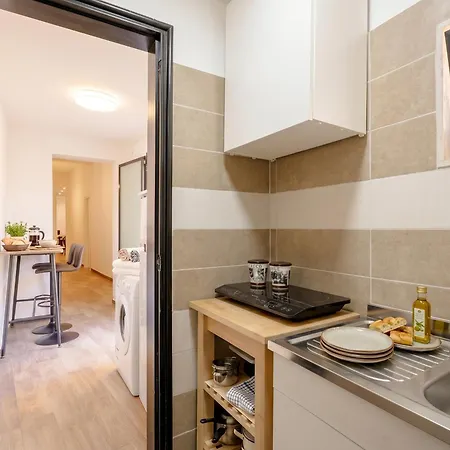 Apartment Covi Del Viaggiatore 2 - Modern Comfort, Timeless Charm *